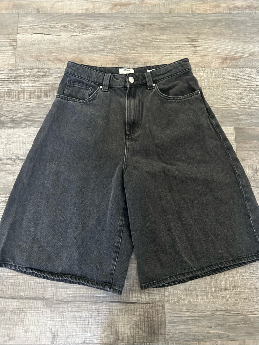 Cotton On Black Wide-Leg Denim Bermudas